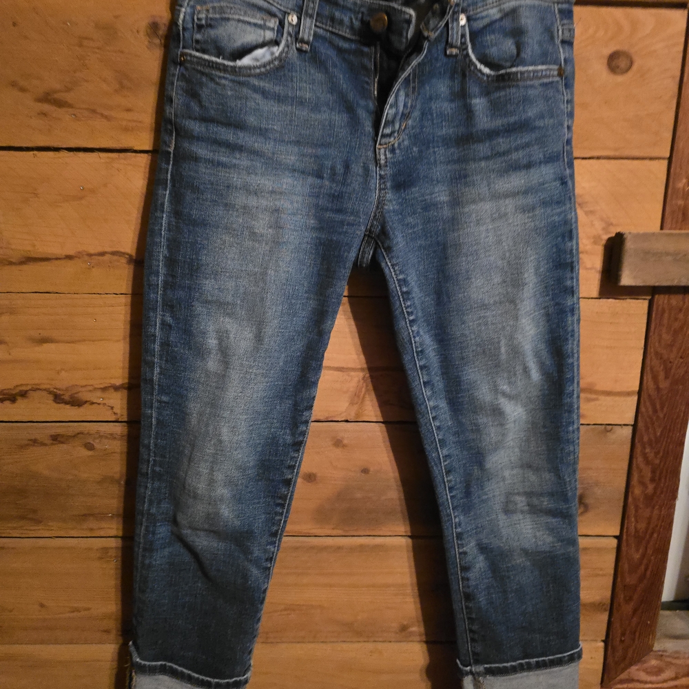 SALE!!!  Joe's Jeans Blue Cropped Denim